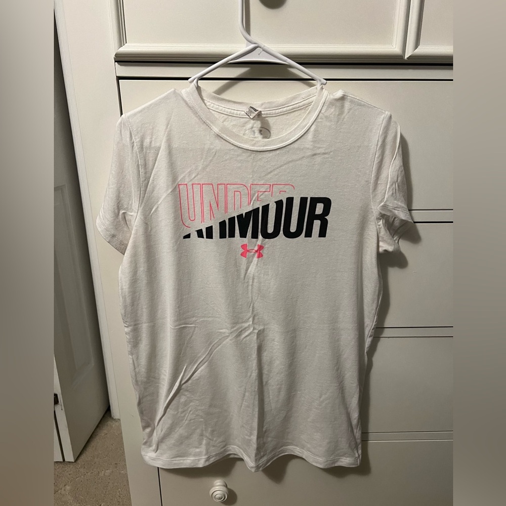 Women’s Under Armor T-shirt